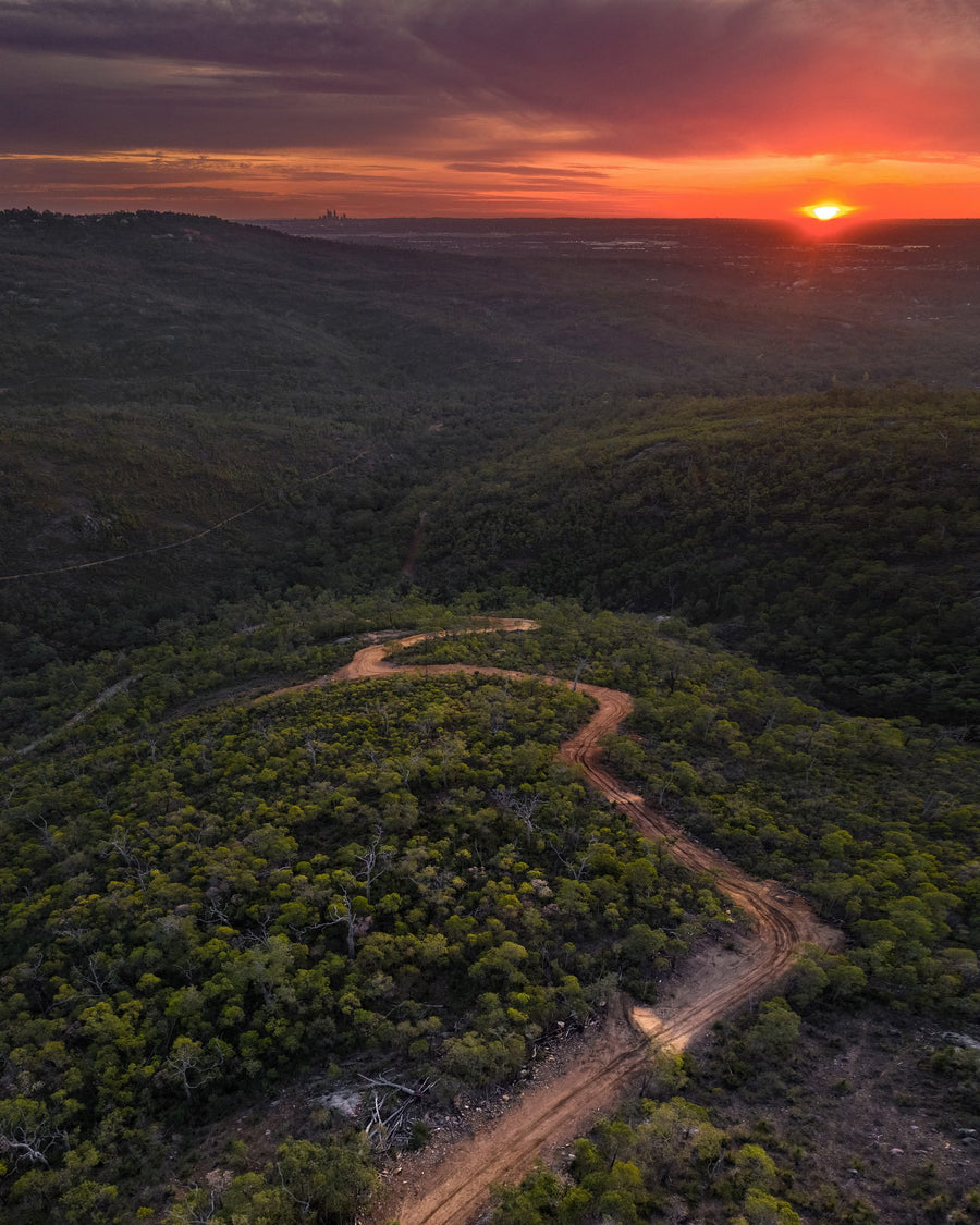 Perth Hills bei Sonnenuntergang — Jarrah Forest, Westaustralien